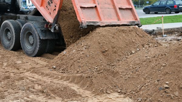 Soil Delivery in Los Gatos