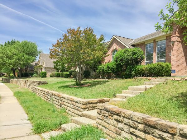 Sloped Yard Landscaping in Los Gatos